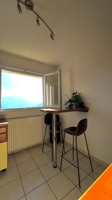 Superbe Appartement 2 Chambres Avec Vue Sur La Mer Et La Montagne Marsilia Exterior foto
