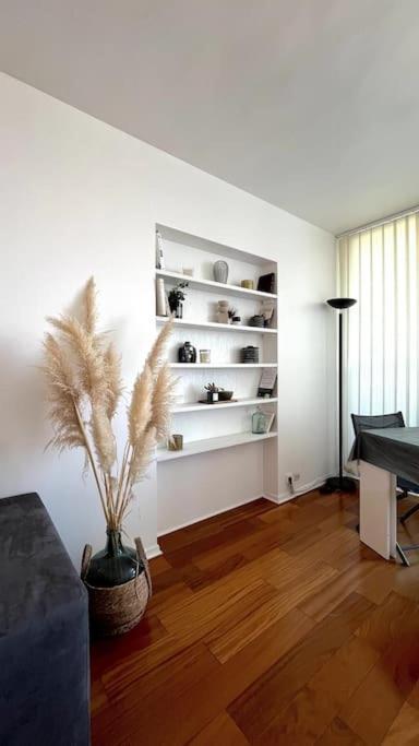 Superbe Appartement 2 Chambres Avec Vue Sur La Mer Et La Montagne Marsilia Exterior foto